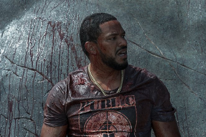 The Boys - Season 2 - Over the Hill with the Swords of a Thousand Men - Photos - Laz Alonso