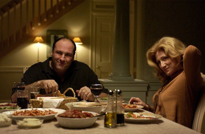 Die Sopranos - Season 5 - Nur für Langzeitparker - Filmfotos - James Gandolfini, Edie Falco