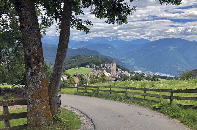 Alpenjuwelen – Zu Fuß von der Zugspitze nach Bozen - Z filmu