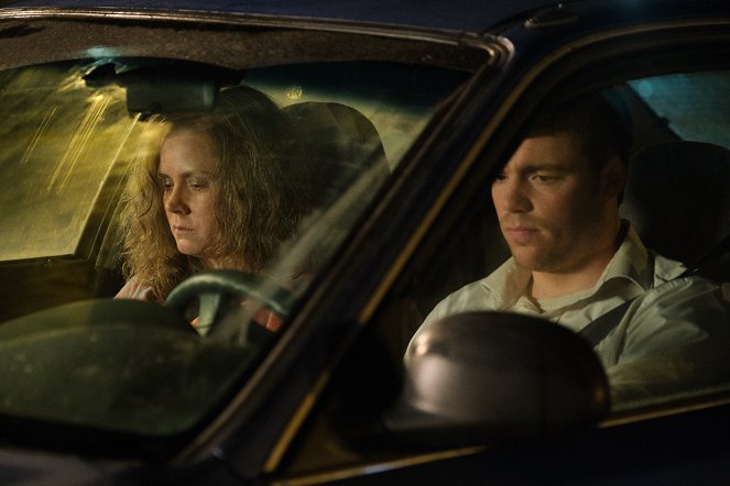 Lamento de uma América em Ruínas - Do filme - Amy Adams, Gabriel Basso