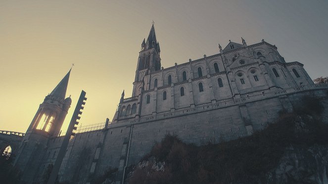 Lourdes, le sanctuaire de la démesure - Do filme