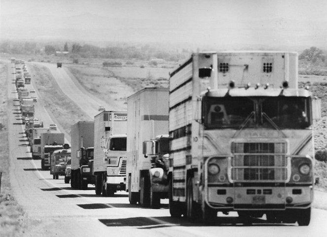 Sam Peckinpah's Convoy - Photos