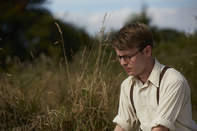 Making Noise Quietly - Film