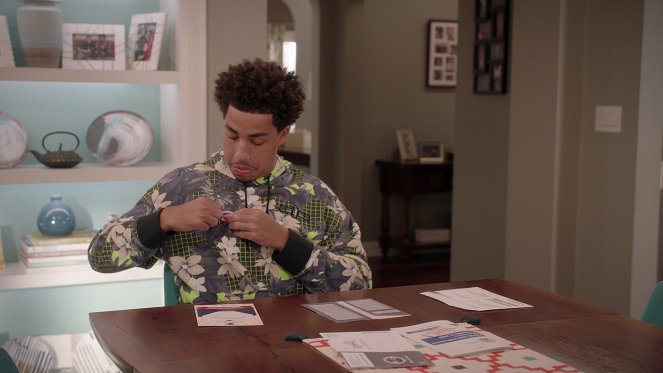 Black-ish - Election Special: Part 1 - Photos - Marcus Scribner