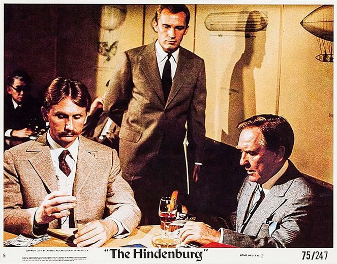 The Hindenburg - Lobbykaarten - Rene Auberjonois, Roy Thinnes, Burgess Meredith