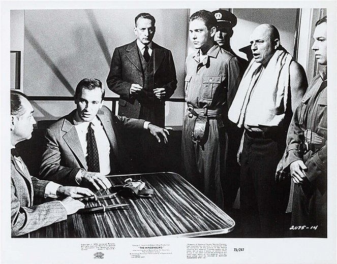 The Hindenburg - Lobbykaarten - Richard Dysart, Roy Thinnes, George C. Scott, William Atherton