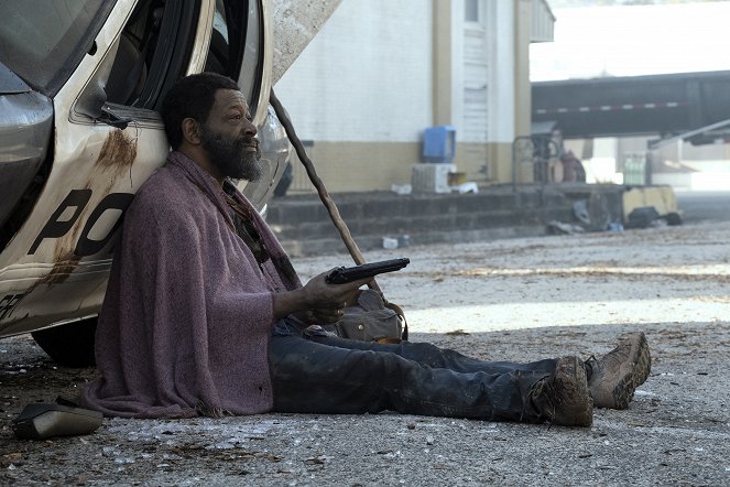 Fear the Walking Dead - The End Is the Beginning - Do filme - Lennie James