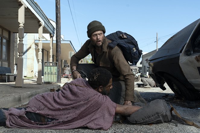 Fear the Walking Dead - The End Is the Beginning - Photos - Michael Abbott Jr.