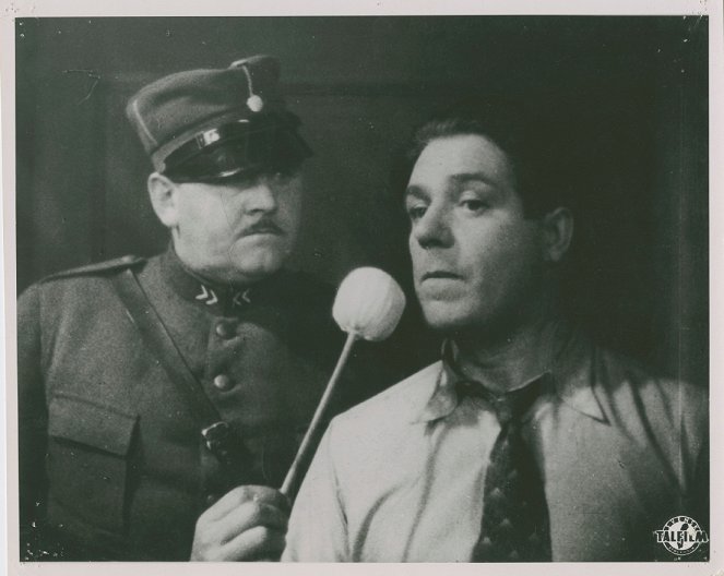 Samvetsömma Adolf - Z filmu - Weyler Hildebrand, Adolf Jahr