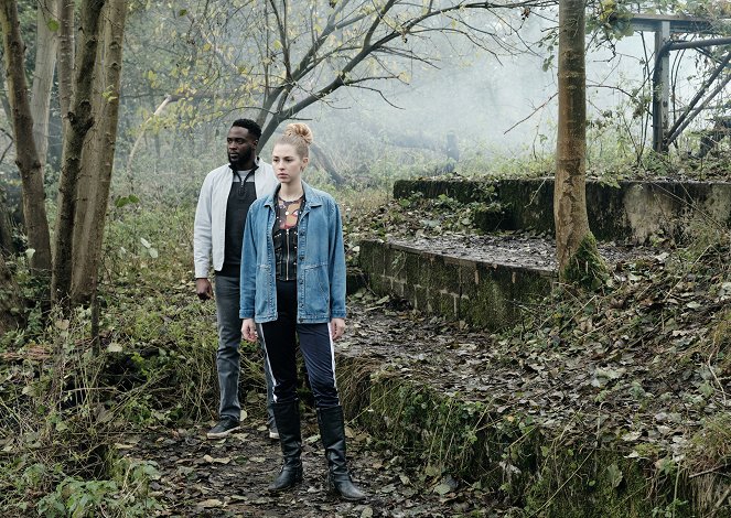 We Hunt Together - Episode 4 - Photos - Dipo Ola, Hermione Corfield