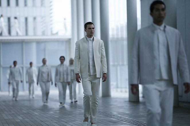 Equals - Film - Nicholas Hoult