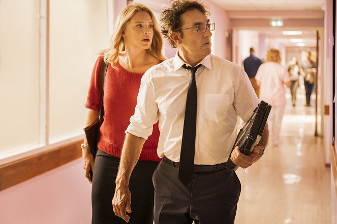 Adieu les cons - Van film - Virginie Efira, Albert Dupontel