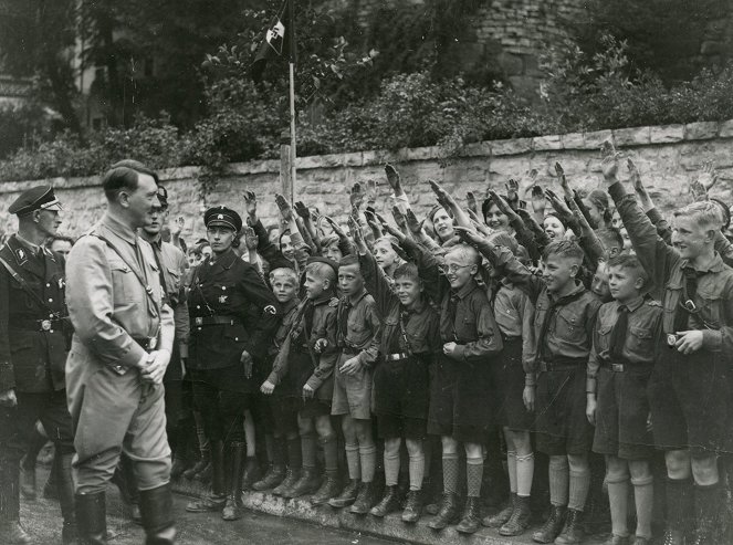 Życie w kraju Hitlera - Z filmu - Adolf Hitler