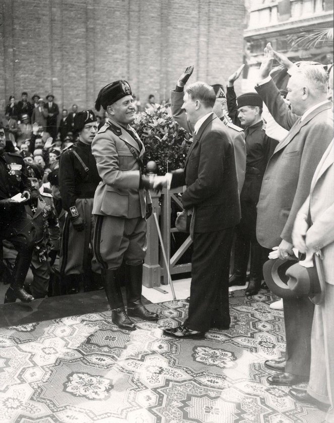Living with Hitler - Photos - Benito Mussolini, Adolf Hitler