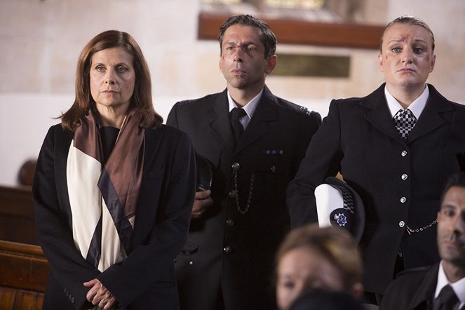 The Wrong Mans - Season 2 - X-Mans/White Mans - Photos - Rebecca Front