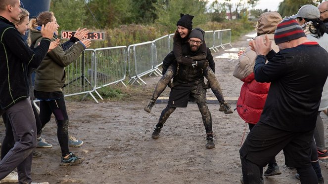 Na dobre i na złe - Poza zasięgiem - Filmfotos - Magdalena Celmer, Piotr Glowacki