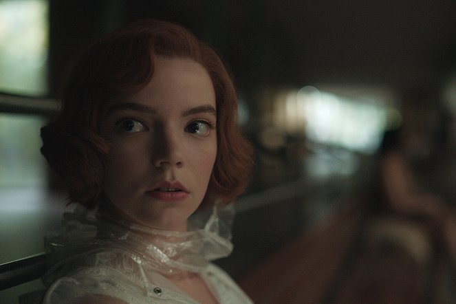 The Queen's Gambit - Middle Game - Photos - Anya Taylor-Joy