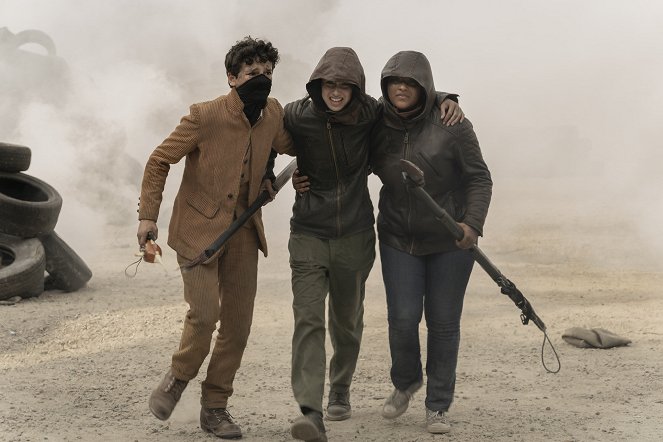 The Walking Dead: Mi vagyunk a világvége - A tigris és a bárány - Filmfotók - Nicolas Cantu, Alexa Mansour, Aliyah Royale