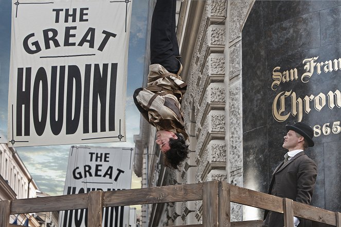 Houdini - Photos - Adrien Brody, Evan Jones