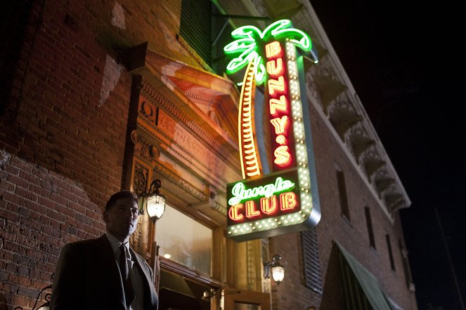 Mob City - A Guy Walks Into a Bar - De la película - Jon Bernthal