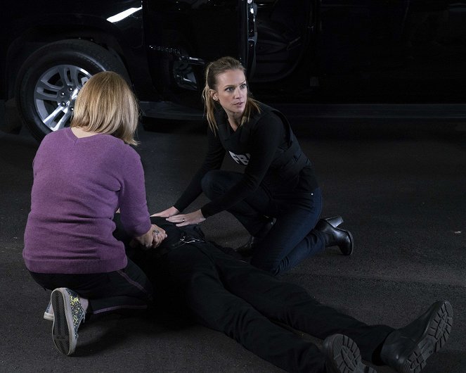 Mentes Criminosas - And in the End - Do filme - A.J. Cook