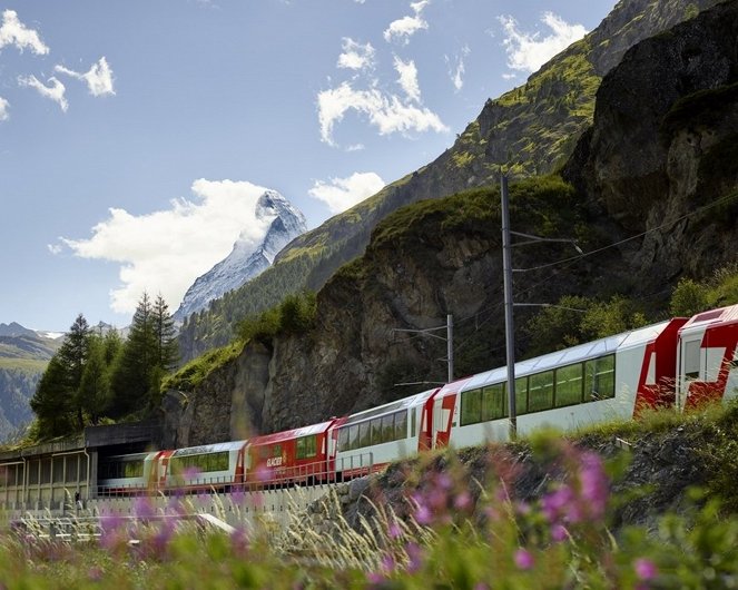 Traumhafte Bahnstrecken der Schweiz - Im Glacier Express von Zermatt nach St. Moritz - De filmes