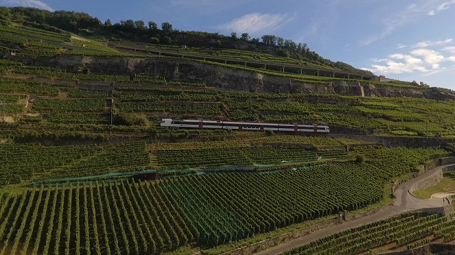 Traumhafte Bahnstrecken der Schweiz - Vom Dreiseenland durch das Lavaux bis nach Genf - Van film