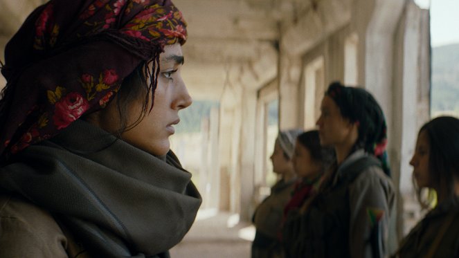 Les Filles du soleil - Z filmu - Golshifteh Farahani