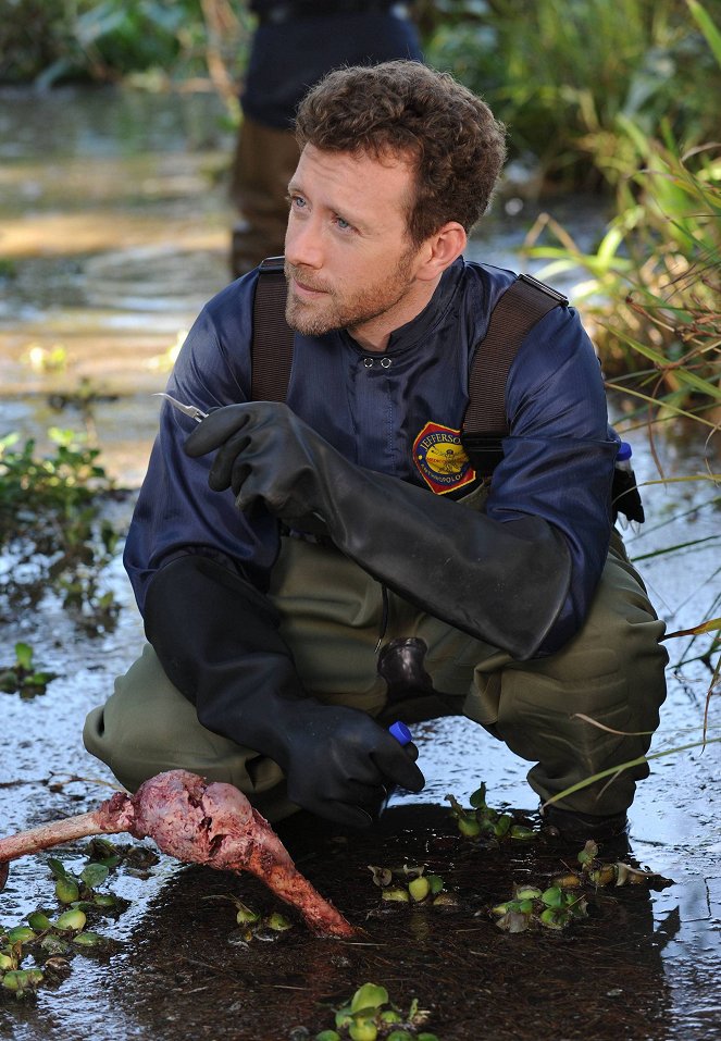 Bones - The Cold in the Case - Photos - T.J. Thyne