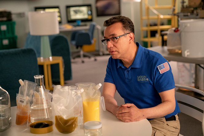 Moonbase 8 - Dry - Do filme - Fred Armisen