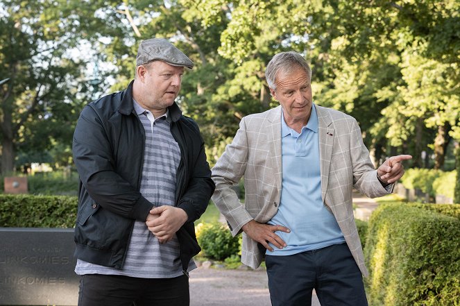 Sunnuntailounas - Rikos - Z filmu - Panu Vauhkonen, Taneli Mäkelä