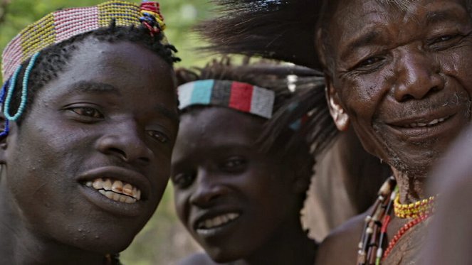 Photographes Voyageurs - Tanzanie, les derniers chasseurs-cueilleurs - Kuvat elokuvasta