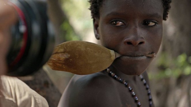 Photographes Voyageurs - Tanzanie, les derniers chasseurs-cueilleurs - Kuvat elokuvasta