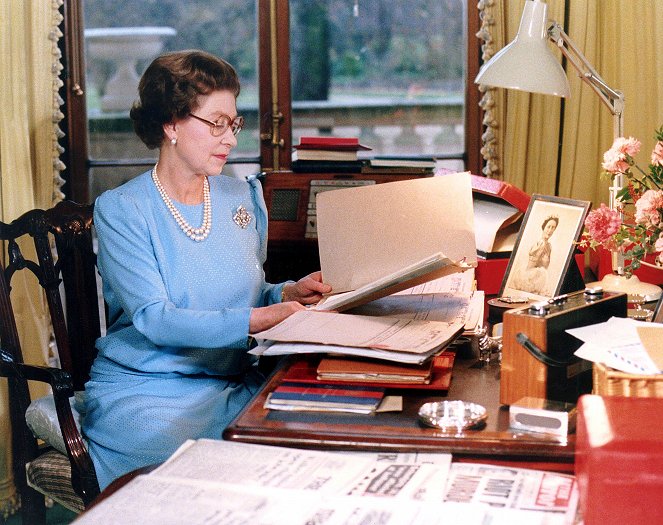 Das Leben der Queen - Filmfotos - Königin Elisabeth II
