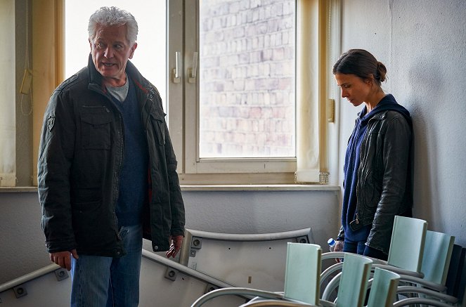 Tatort - In der Familie (1) - De la película - Miroslav Nemec, Aylin Tezel
