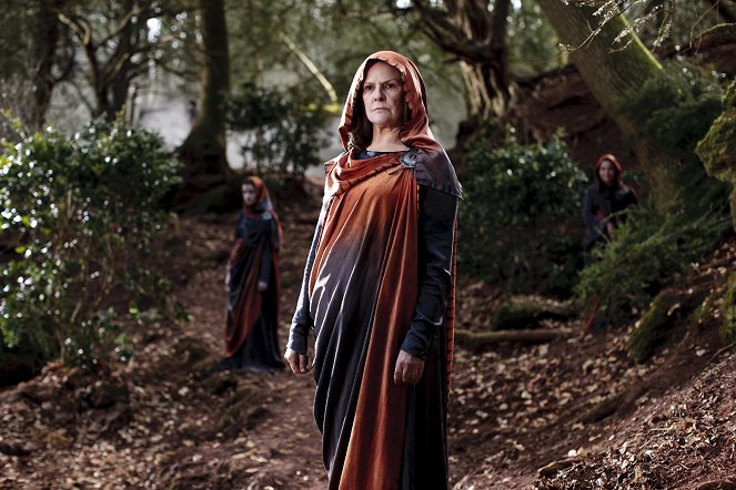 Atlantis - Season 1 - A Girl by Any Other Name - Photos - Frances Tomelty
