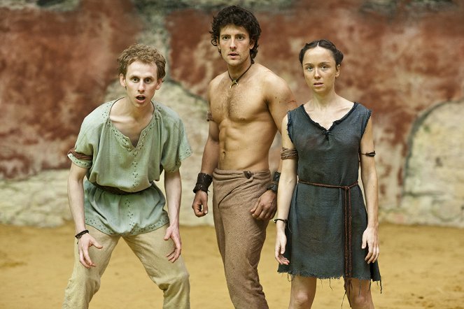 Atlantis - Season 1 - A Boy of No Consequence - Photos - Robert Emms, Jack Donnelly, Emily Taaffe