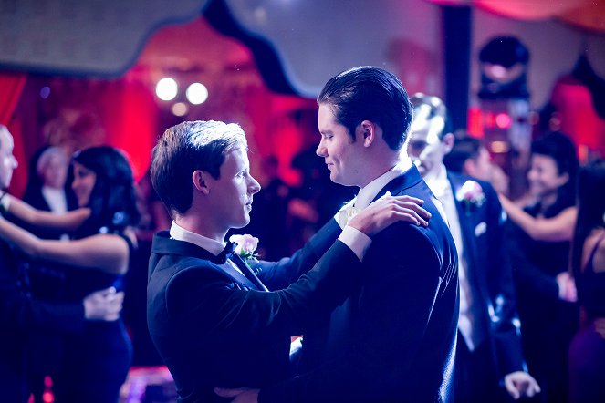 The Real O'Neals - Season 1 - The Real Prom - Photos - Matt Shively