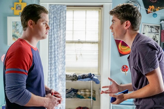 The Real O'Neals - The Real Dates - Filmfotók - Matt Shively, Noah Galvin