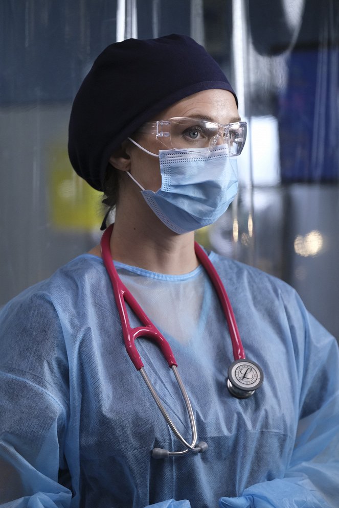 Dobrý doktor - Season 4 - V první linii: 1. část - Z filmu - Fiona Gubelmann
