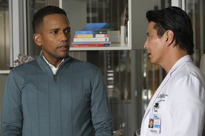 The Good Doctor - Newbies - Van film - Hill Harper, Will Yun Lee