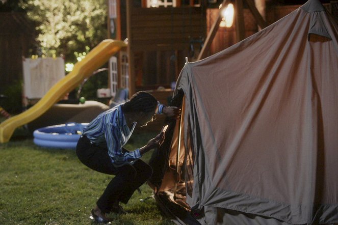 Grey's Anatomy - The Center Won't Hold - Photos - Kelly McCreary