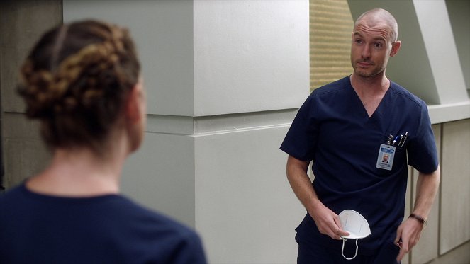 Grey's Anatomy - The Center Won't Hold - Van film - Richard Flood