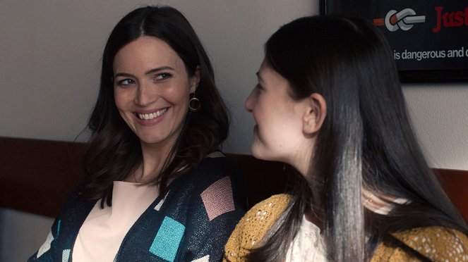 This Is Us - Season 5 - Changes - Photos - Mandy Moore