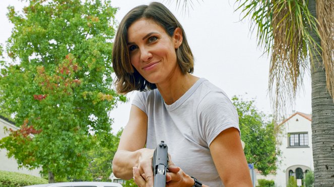 Navy CIS: L.A. - Karen - Die Geheimwaffe - Filmfotos - Daniela Ruah