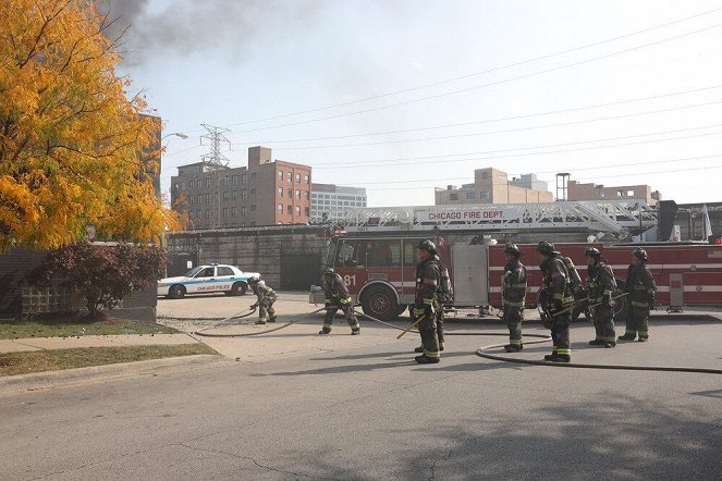 Chicago Fire - Season 9 - Rattle Second City - Photos