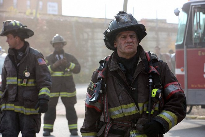 Chicago Fire - Season 9 - Wstrząśnięte miasto - Z filmu