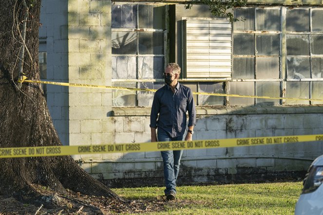 Agenci NCIS: Nowy Orlean - Season 7 - One of Our Own - Z filmu - Scott Bakula