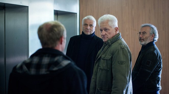 Tatort - In der Familie (2) - De la película - Udo Wachtveitl, Miroslav Nemec, Paolo Sassanelli