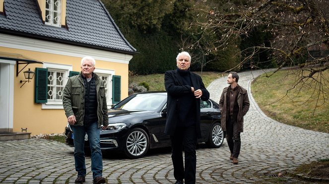 Místo činu - In der Familie (2) - Z filmu - Miroslav Nemec, Udo Wachtveitl, Jörg Hartmann